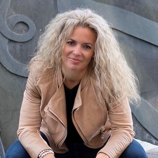 Portrait of Lorelei Waddle, Associate.